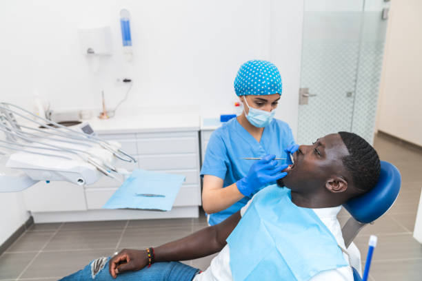 Best Emergency Dental Care for Broken or Chipped Teeth in Raymond, WA